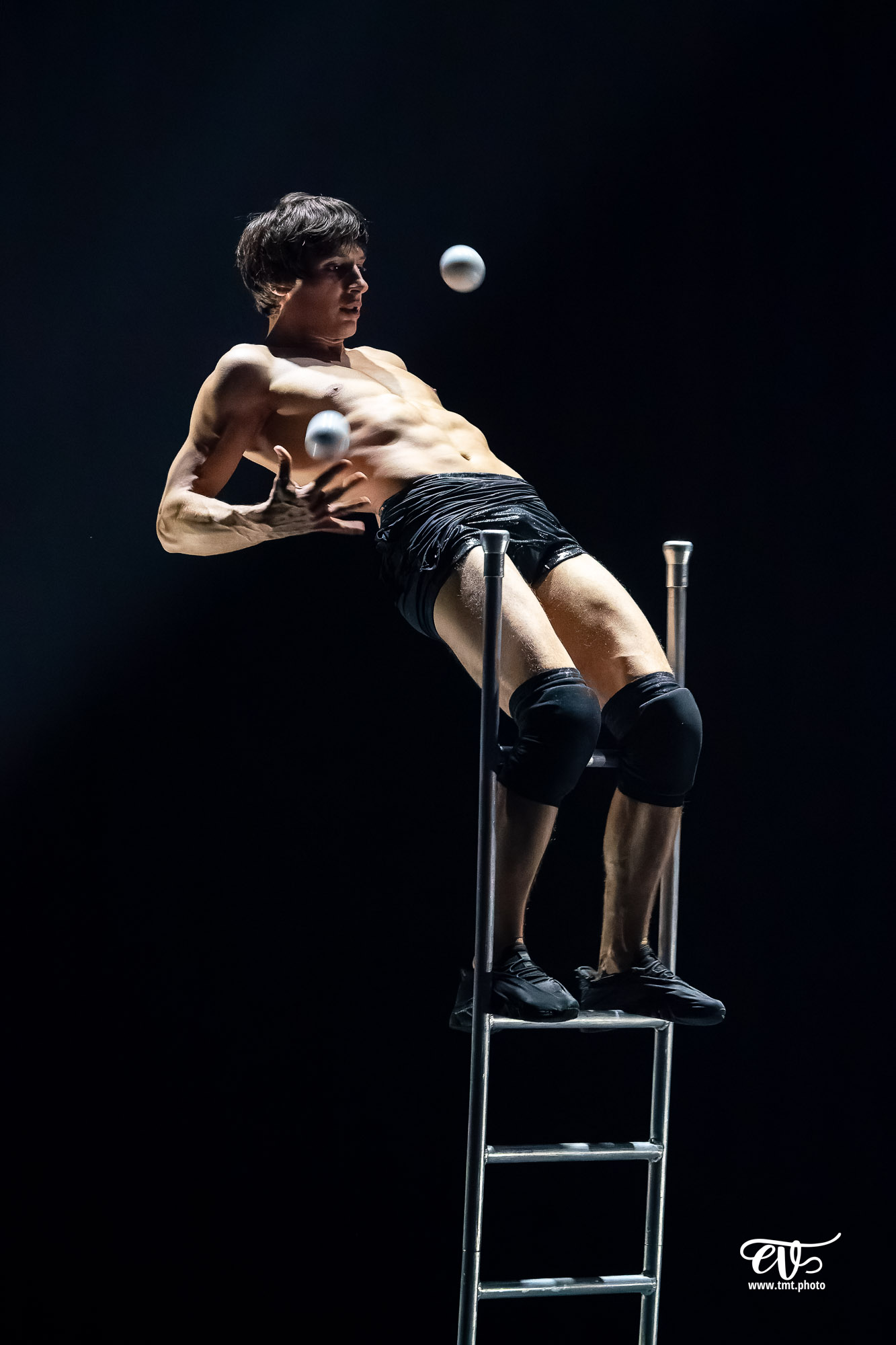 PARADISUM (CIE RECIRQUEL)